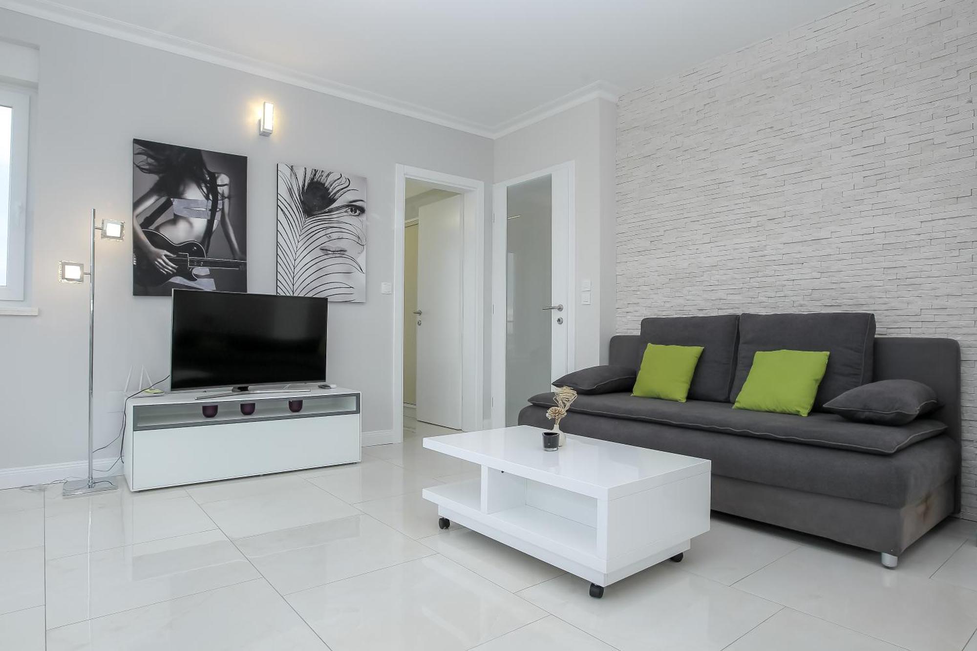 Apartments Tomana Новаля Стая снимка