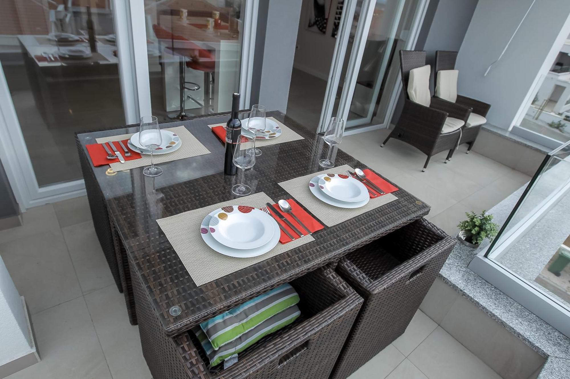 Apartments Tomana Новаля Стая снимка